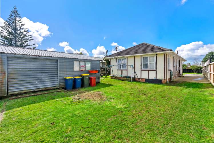 92 Gloria Avenue Te Atatu Peninsula_10