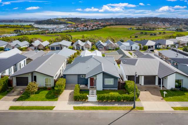 43 Barcliff Terrace Gulf Harbour_1