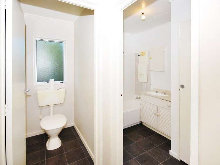 13 Tasman Crescent Carterton_8