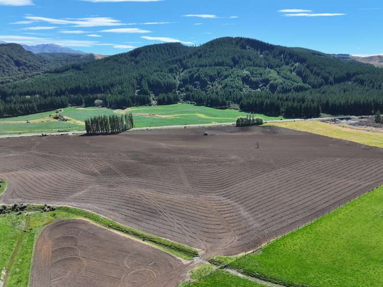 3730 Blackmount Redcliff Road Blackmount_3