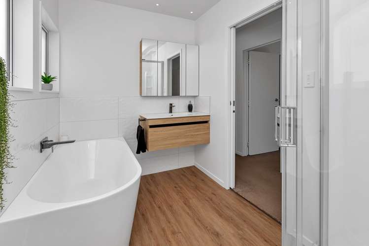 50 Fairway Drive Te Kamo_13