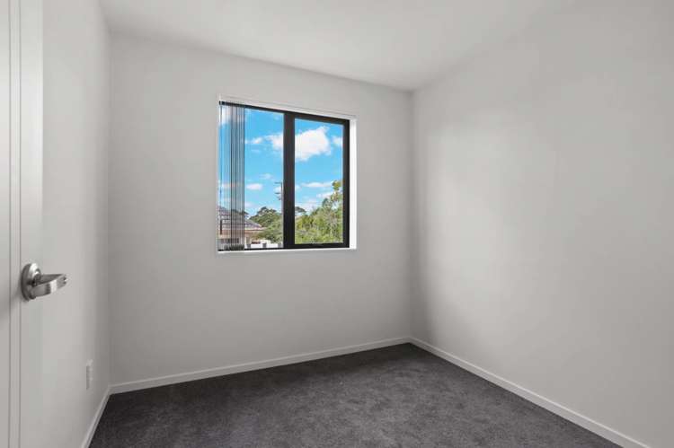 49A Golf Road New Lynn_9