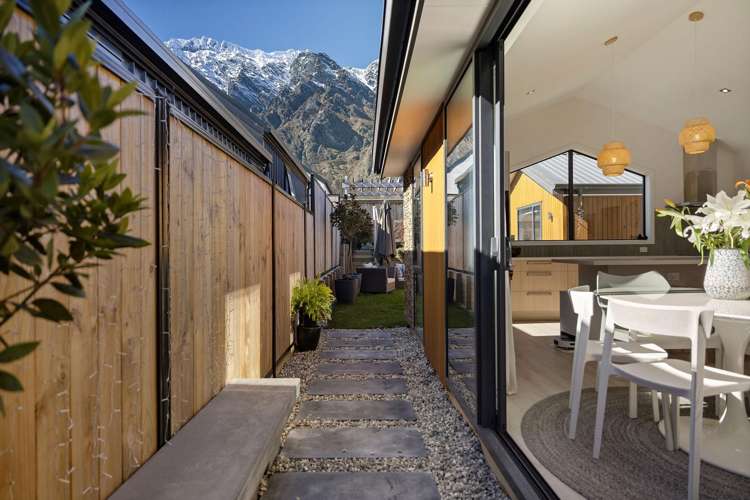 70 Spur Ridge Rise, Hanley's Farm Jacks Point_26