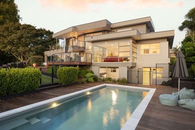 Riverfront Family Paradise