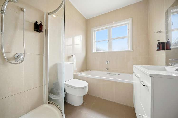8 Renton Road Mt Albert_9