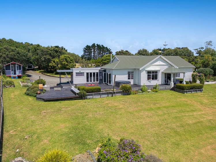 154 Te Kanae Road South Head_33