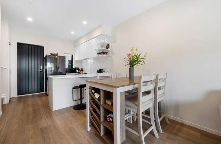 15/47a Huntington Drive Huntington Park_5