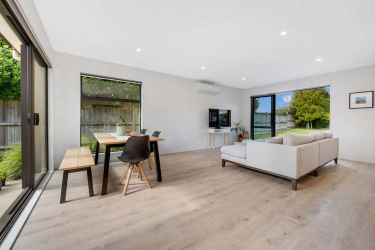 16b Marine Garden Crescent Beachlands_1