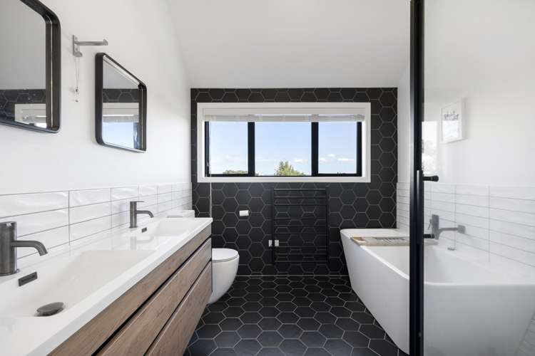 2/9 Steen Place Mangere Bridge_13