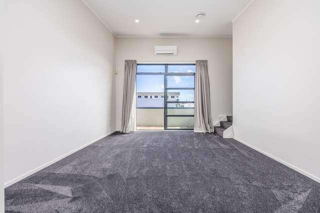 2/5 Freeman Way Manukau_4