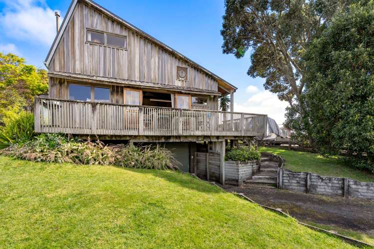 307 Linton Crescent Whangamata_17