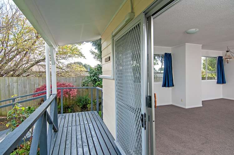 1/81a Flanshaw Road Te Atatu South_3