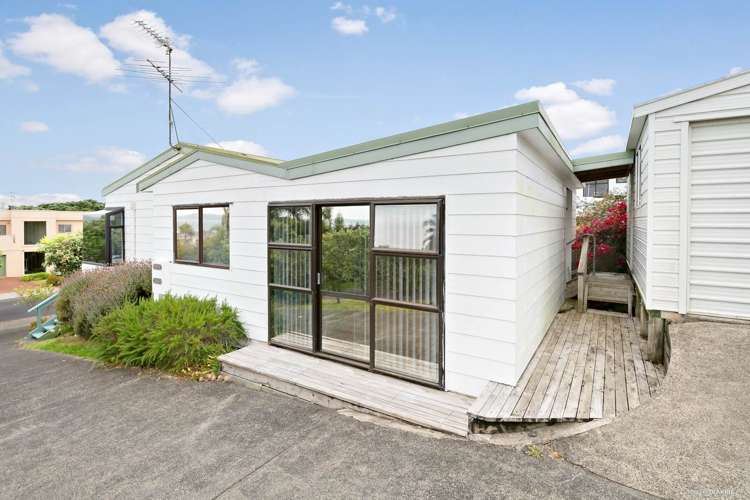 31a Pacific Parade Army Bay_2