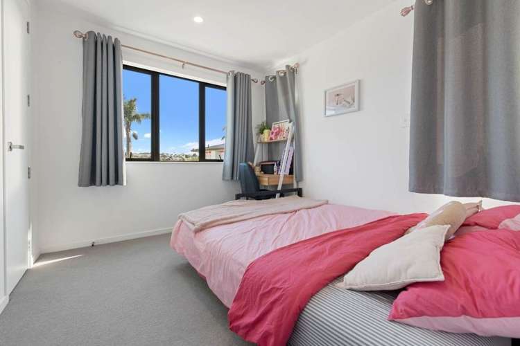 4/112 Moore Street 10679_9