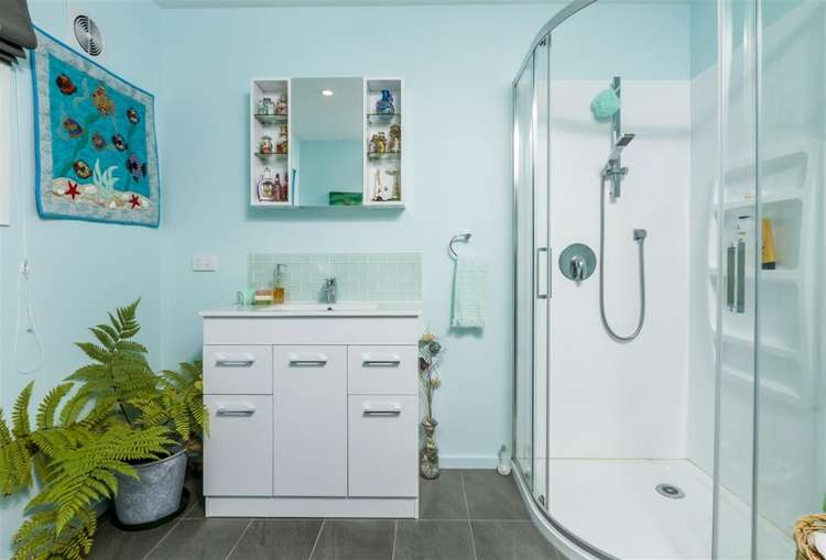 7 Tresillian Avenue Marybank_9