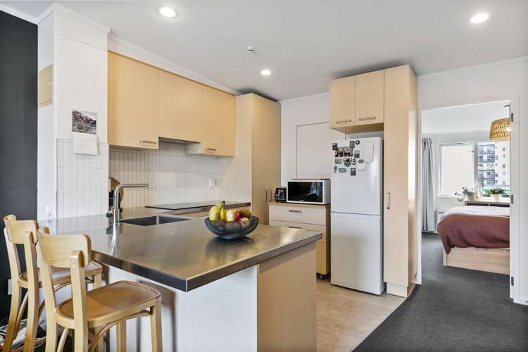 10/3 Kelvin Grove Te Aro_7