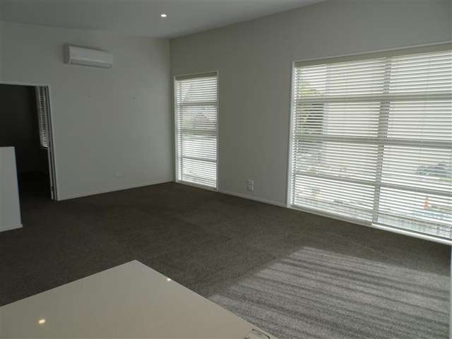 2/186 Worcester Street 1419_3