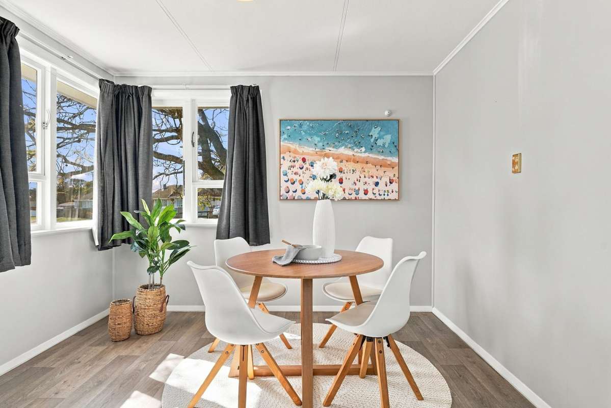 23 Churchill Crescent_3