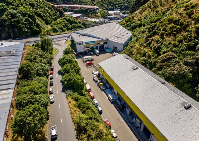 Unit 10, 5-7 Lower Tyers Road Ngauranga_3