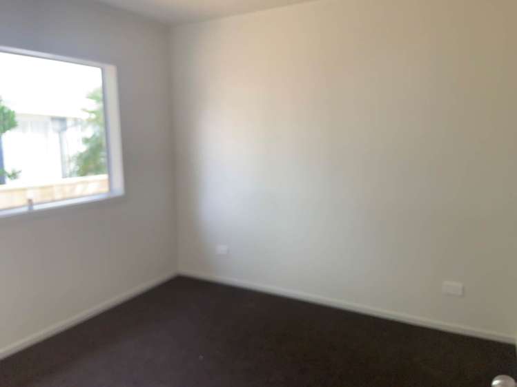 16a Chilcott Road Henderson_5