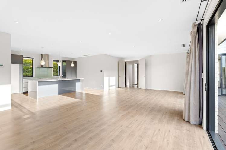 78 Riverhead Point Drive_4
