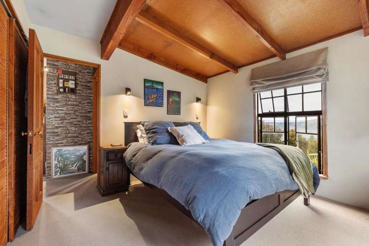 9 Goldie Lane Albert Town_9