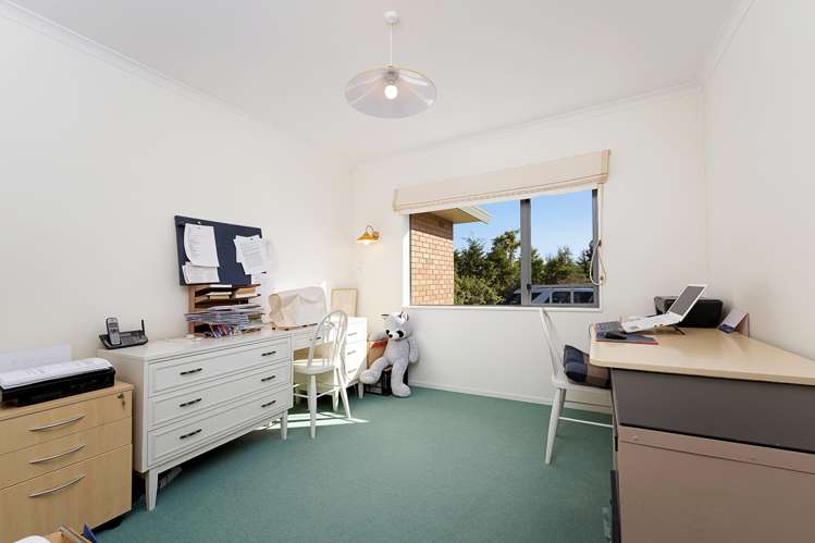 2 Burgundy Park Avenue Henderson_19