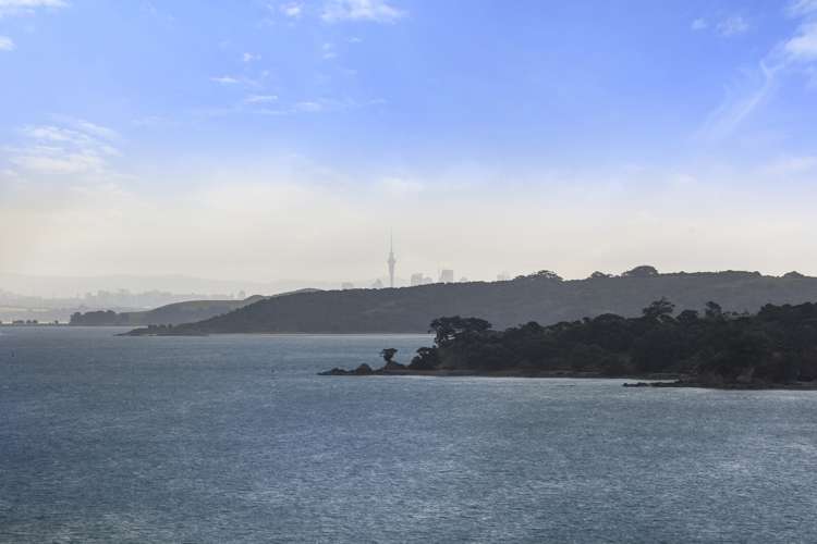 99 Donald Bruce Road Surfdale_18