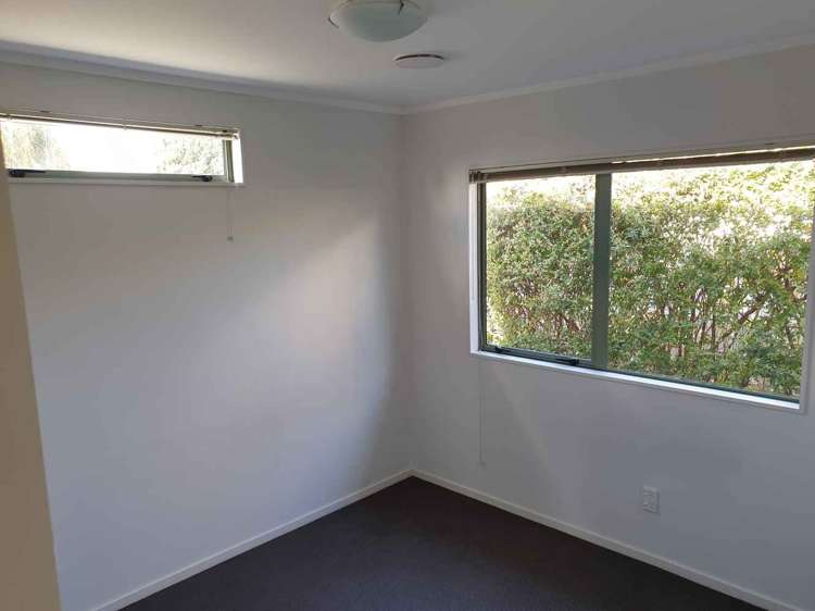 17A Enderby Drive Te Atatu Peninsula_17