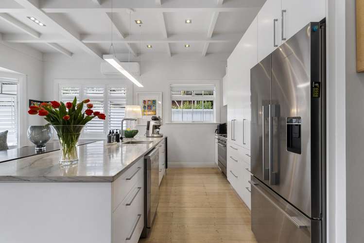 26 Sarsfield Street Herne Bay_7