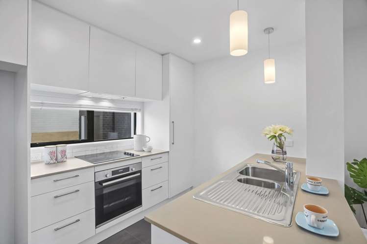 4/10 Shamrock Lane Te Atatu Peninsula_14