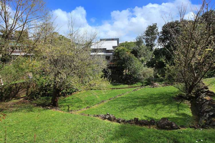 46 Warnock Street Westmere_15