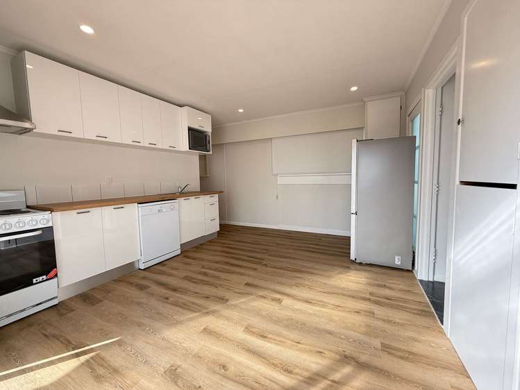 327 Rodney Street Wellsford_3