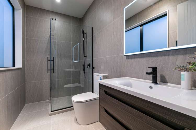 10 Hayley Court Wainui_15