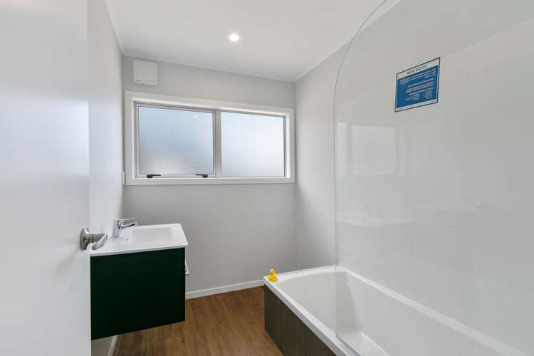 60a Leicester Street Cannons Creek_11