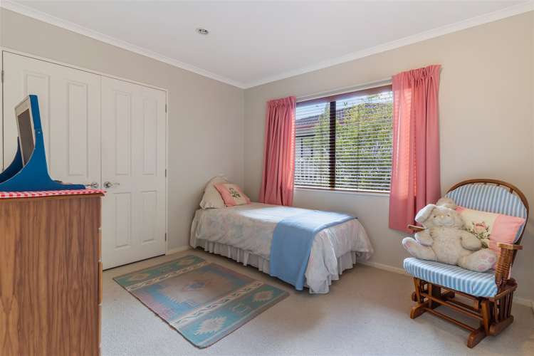 1a Simmental Crescent Somerville_13