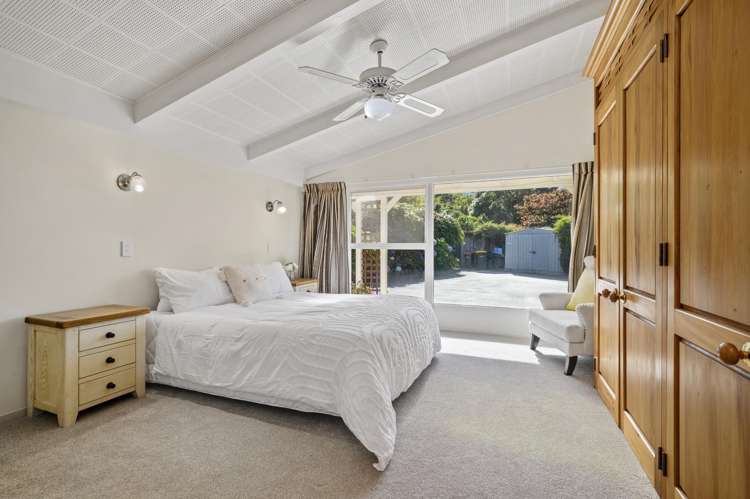 24 Russell Crescent Western Heights_16