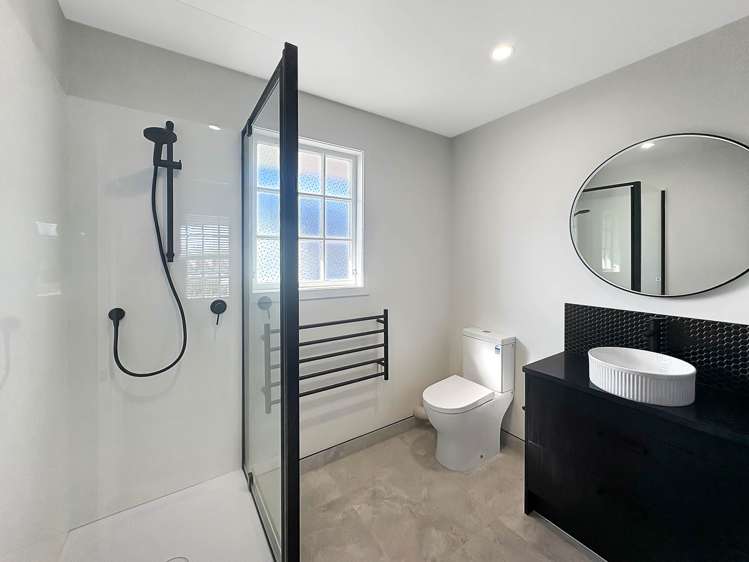 Queen Mary Avenue Epsom_8