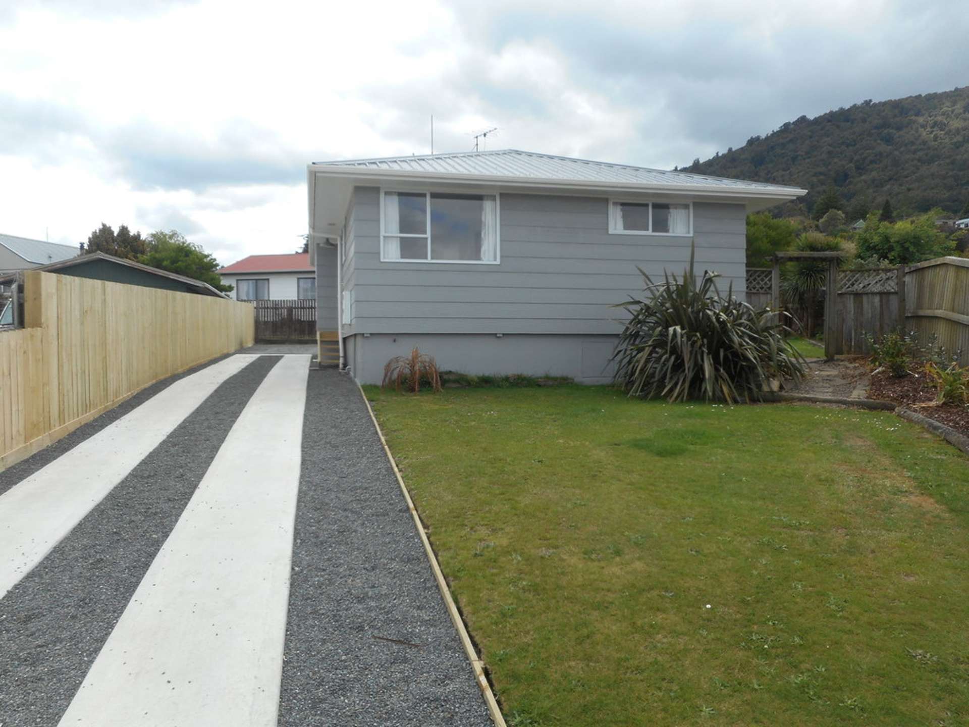 8c Amethyst Place Pukehangi_0