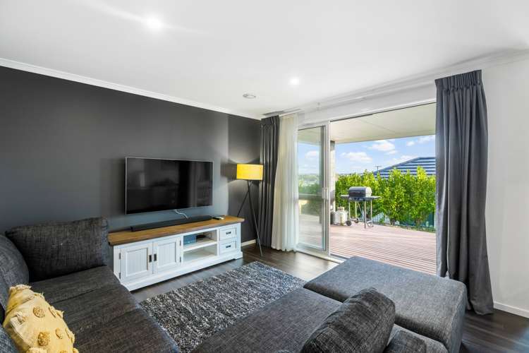 5 Te Aparangi Crescent Papakura_10