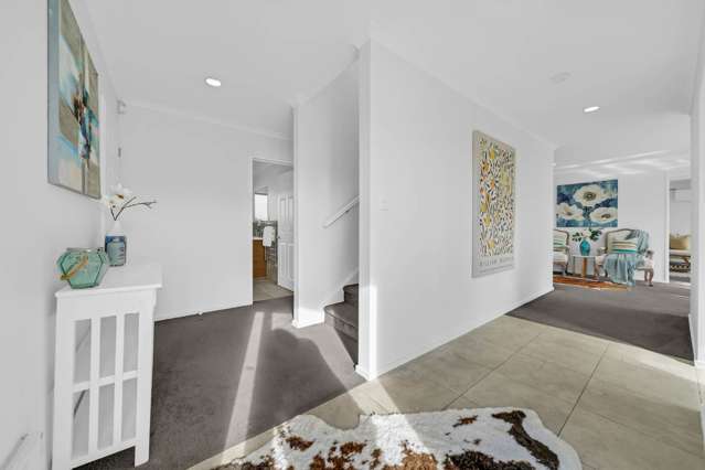 2/12 Solana Court Botany Downs_4