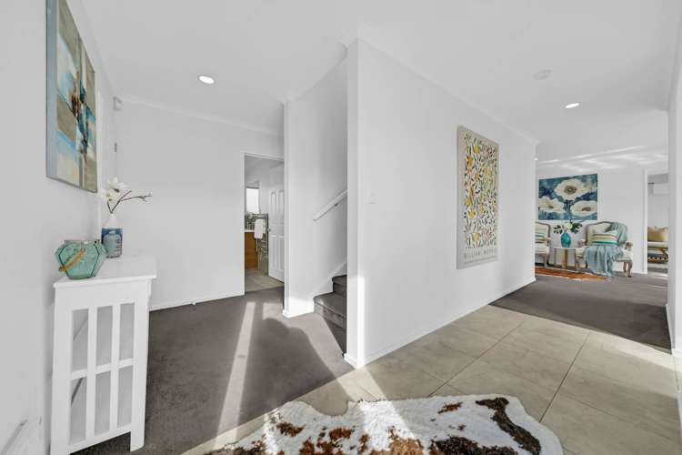 2/12 Solana Court Botany Downs_3