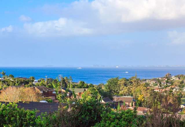 Charming 1950s Bungalow with Development Potential