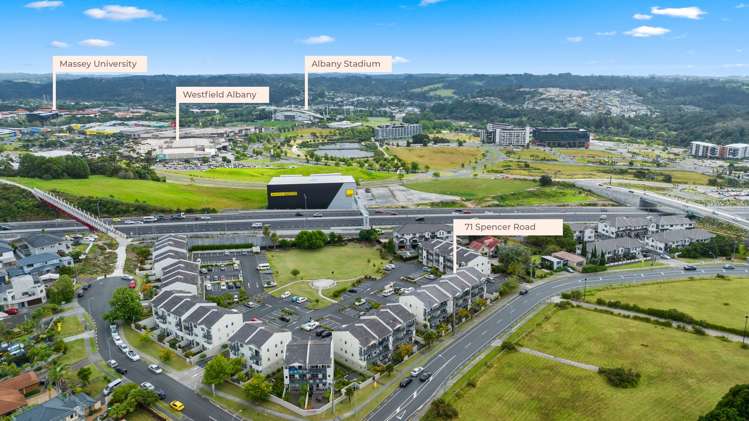 B11/71 Spencer Road Oteha_26