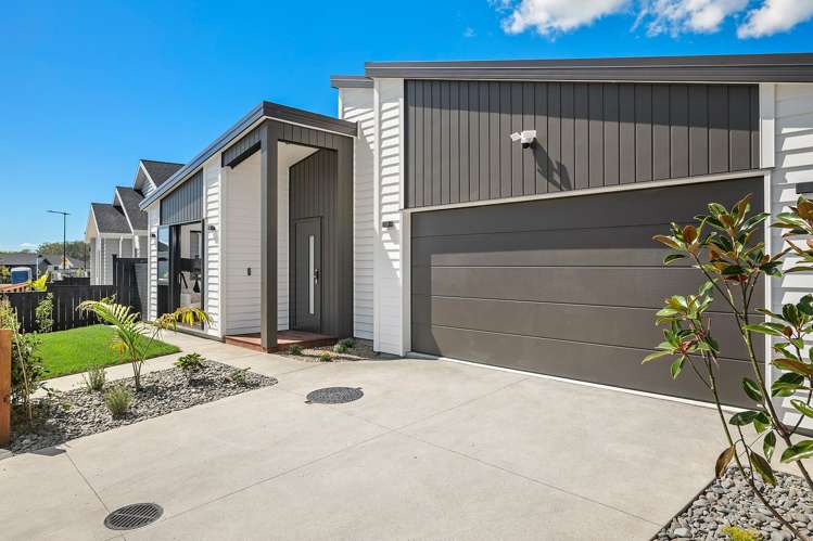 32 Tipu Crescent Milldale_19