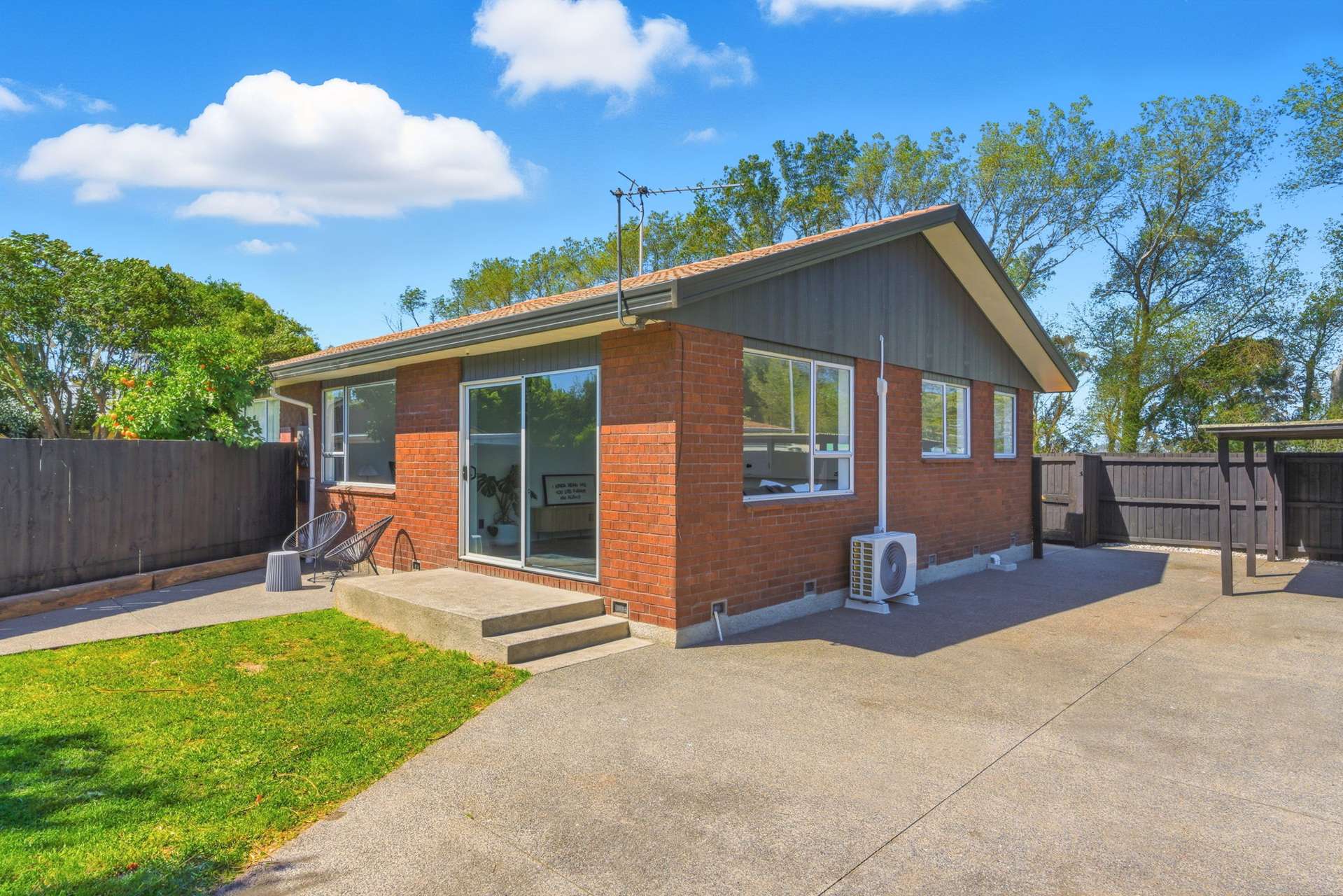 1/11 Hersham Place Bromley_0