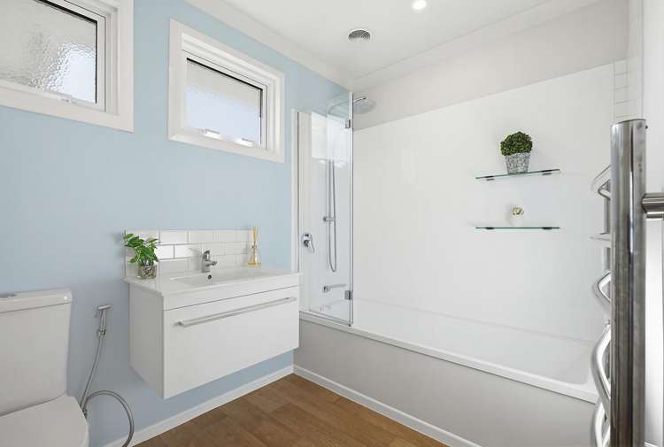 14 Moult Street Titahi Bay_14