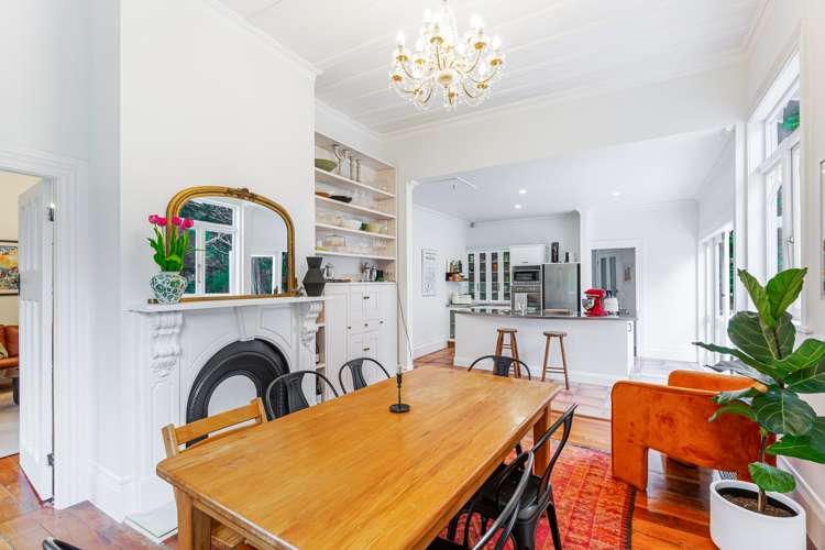 262 Glengarry Road Glen Eden_2