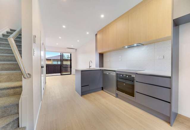 12/3 Cape Road Mangere_3