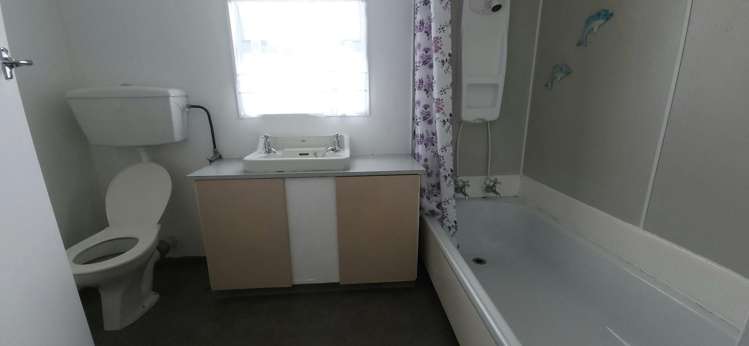 3/102 Kilbirnie Crescent Kilbirnie_6